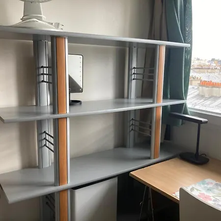 Doubles Economiques De 10m2 A Saint Germain Des Pres * Parigi