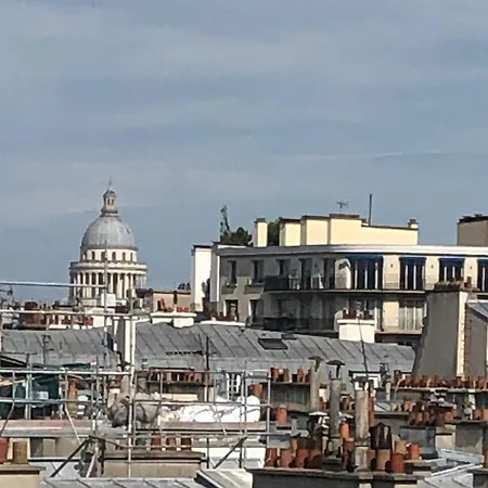 Doubles Economiques De 10m2 A Saint Germain Des Pres Appartamento *