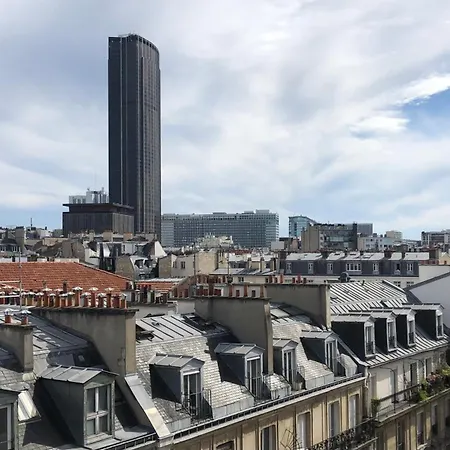 Doubles Economiques De 10m2 A Saint Germain Des Pres Appartamento Parigi