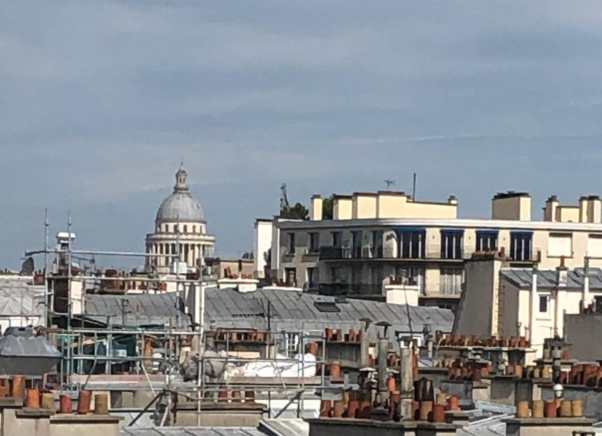 Doubles Economiques De 10m2 A Saint Germain Des Pres Appartamento *